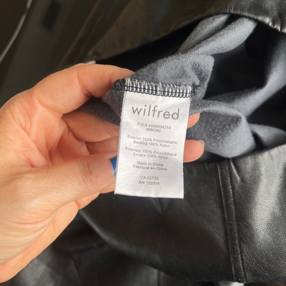 Wilfred Free Daria Vegan Leather Leggings Size Medium Black - Picture 3 of 6